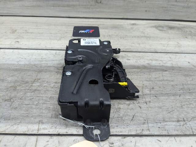 17-24 OEM BMW F44 F90 G20 G30 M5 Rear Trunk Lid Latch Lock Opener Actuator