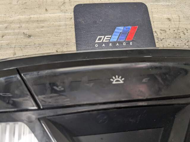 OEM BMW G30 530 540 M550 Light SOS Switch Unit Control Headliner Roof Module