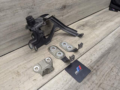 11-16 OEM BMW F10 535 550 Front Left Driver Side Fender Bracket Wing Holder SET