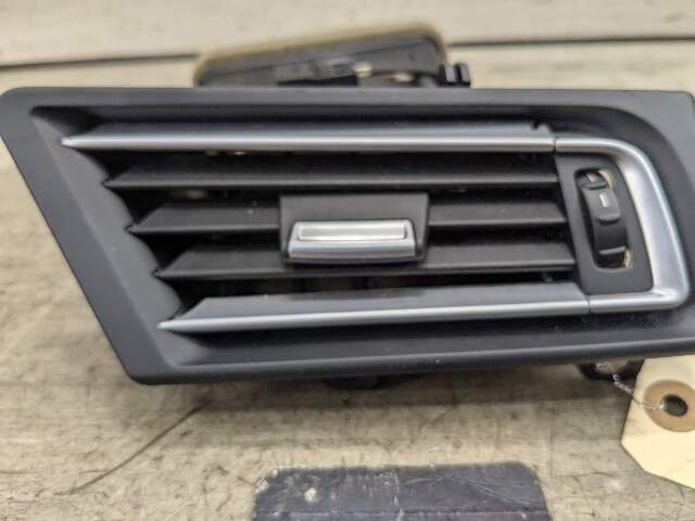 10-15 OEM BMW F01 F02 740 750 760 Right Passenger Air AC Vent Dash Grille