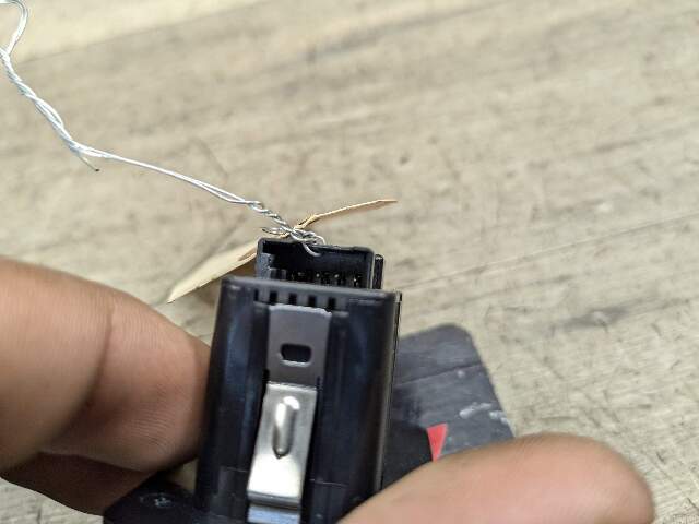 OEM BMW G12 F36 F10 F07 M5 F06 M6 F01 F02 Rear Trunk Lid Center Lock Switch