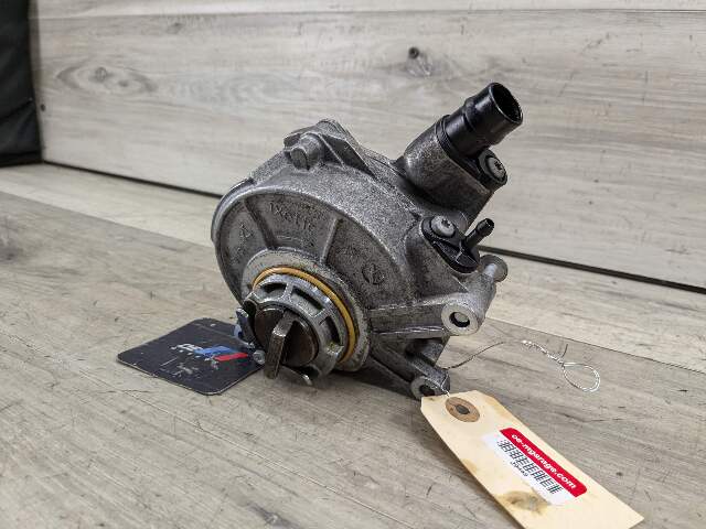 10-19 OEM BMW F10 F12 550 650 750 M5 M6 X5 X6 F86 Engine N63 S63 Vacuum Pump