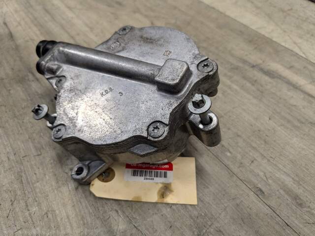 10-19 OEM BMW F10 F12 550 650 750 M5 M6 X5 X6 F86 Engine N63 S63 Vacuum Pump