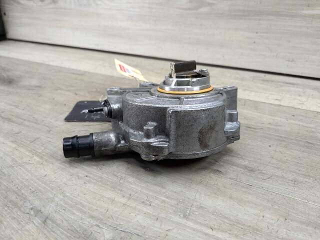10-19 OEM BMW F10 F12 550 650 750 M5 M6 X5 X6 F86 Engine N63 S63 Vacuum Pump