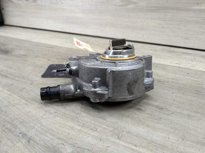 10-19 OEM BMW F10 F12 550 650 750 M5 M6 X5 X6 F86 Engine N63 S63 Vacuum Pump
