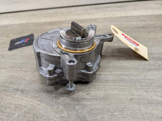 10-19 OEM BMW F10 F12 550 650 750 M5 M6 X5 X6 F86 Engine N63 S63 Vacuum Pump