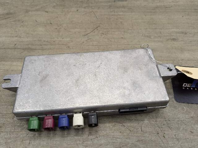 12-17 OEM BMW F30 F36 F32 F01 F02 Top Rear Side View Camera Control Module ECU