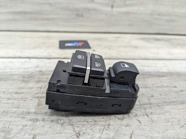 10-18 BMW F01 F02 F06 F07 Rear Window Regulator Sun Shade Control Switch