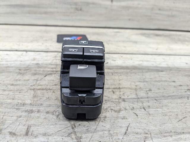10-18 BMW F01 F02 F06 F07 Rear Window Regulator Sun Shade Control Switch