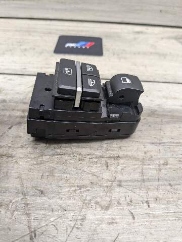 10-18 BMW F01 F02 F06 F07 Rear Window Regulator Sun Shade Control Switch