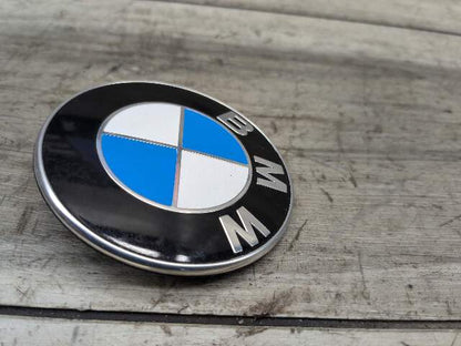 Genuine BMW F02 F22 F30 F32 F80 E90 M2 M3 M4 Rear Trunk Lid Round Emblem 74mm
