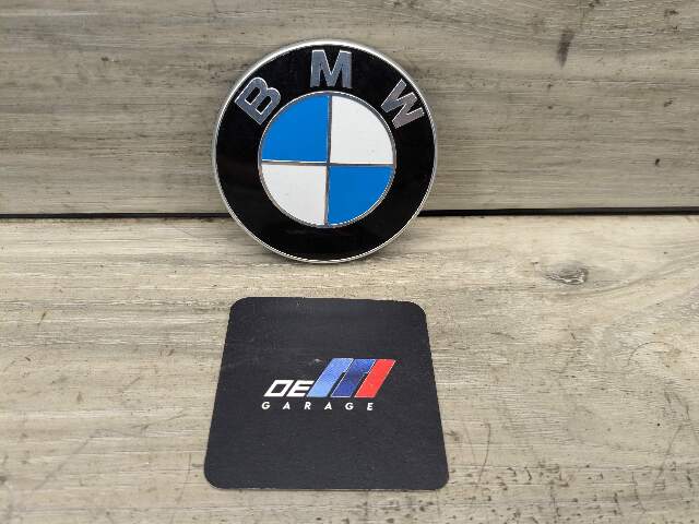 Genuine BMW F02 F22 F30 F32 F80 E90 M2 M3 M4 Rear Trunk Lid Round Emblem 74mm