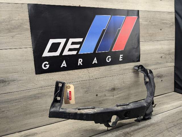09-11 BMW E90 E91 LCI Front Left Driver Headlight Arm Bracket Mount Plastic