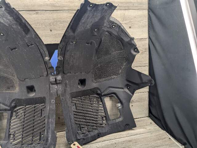 OEM BMW G30 530 540 M550 Left Driver Side Fender Liner Wheel Splash Shield