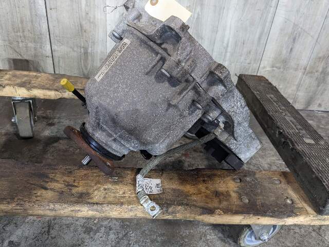 OEM BMW G30 530iX 540Ix AWD Transmission Transfer Case Box Gearbox ATC13