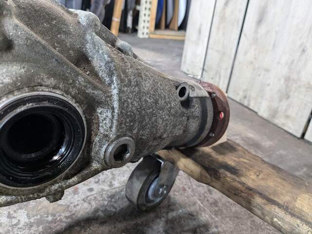 OEM BMW G14 G15 G16 G26 G30 B46 B58 AWD Front Differential Axle Carrier 2.93