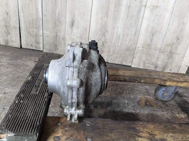 OEM BMW G14 G15 G16 G26 G30 B46 B58 AWD Front Differential Axle Carrier 2.93