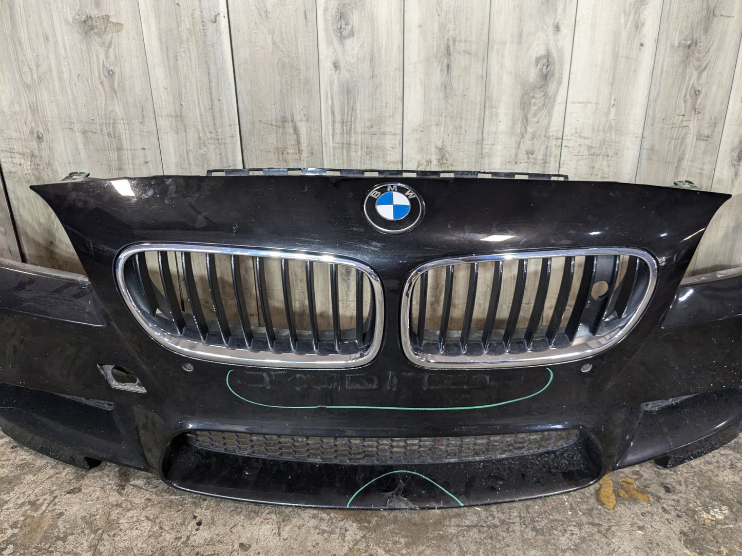 *BROKEN TABS* 12-16 OEM BMW F10 M5 FRONT Bumper Cover w/ Grilles COMPLETE