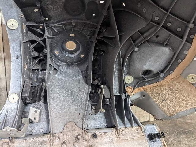 OEM BMW G30 530 540 M550 Front Left Driver Apron CUT Supporting Strut A Pillar