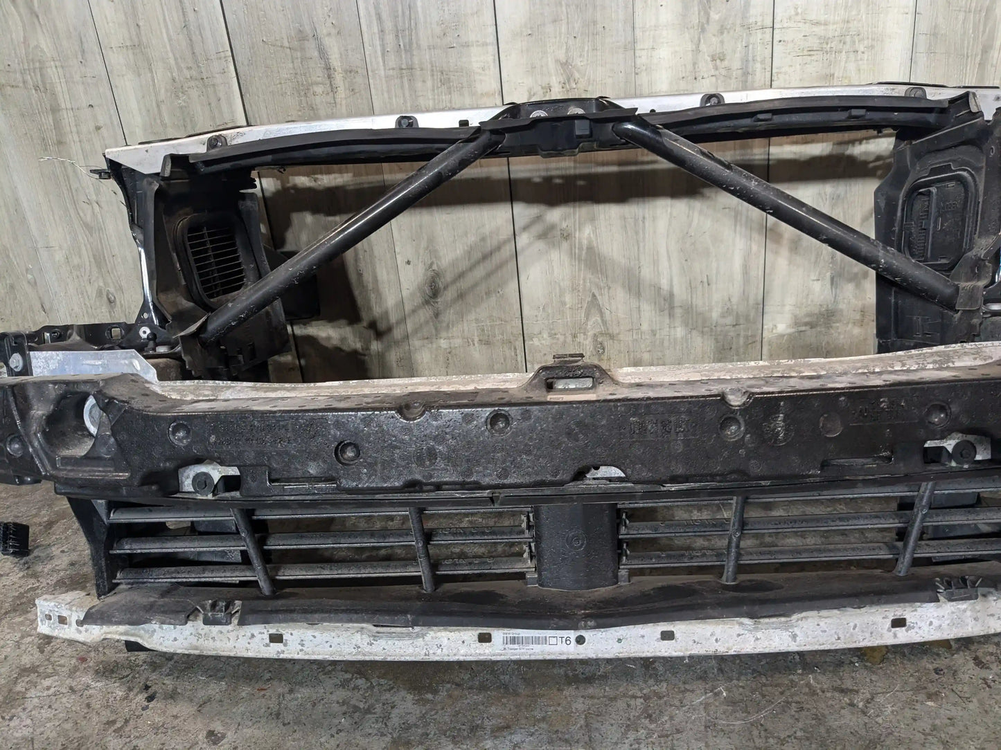 *17-23* OEM BMW G30 530 540 M550 Front Clip Radiator Support Reinforcement