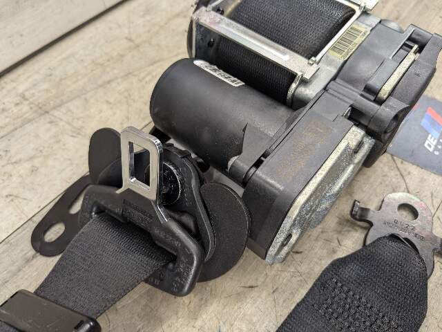 13-15 OEM BMW F01 F02 740 750 B7 Front Left Driver Side Seatbelt Retractor LCI