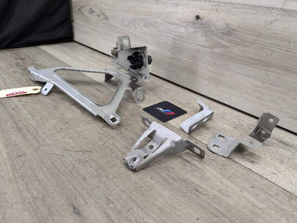 09-15 OEM BMW F01 F02 Front Left Driver Side Fender Bracket Wing Holder SET