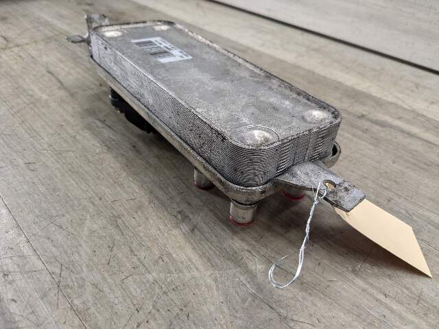 10-17 OEM BMW F10 535 N55 Engine Oil Cooler Heat Exchanger BEHR