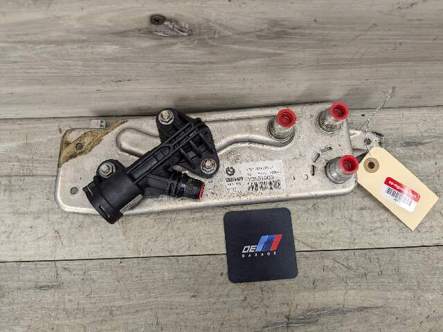 10-17 OEM BMW F10 535 N55 Engine Oil Cooler Heat Exchanger BEHR