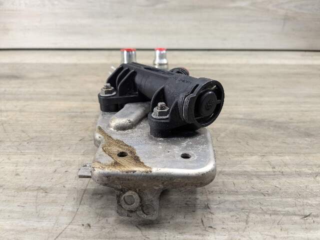 10-17 OEM BMW F10 535 N55 Engine Oil Cooler Heat Exchanger BEHR