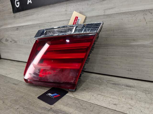 *SCUFF* 09-15 OEM BMW F01 F02 750 LED Rear Right Passenger Side Inner Tail Light