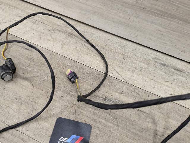 *NOTE* OEM BMW F02 750 Rear Parking Distance Sonic Sensors PDC Harness Silver