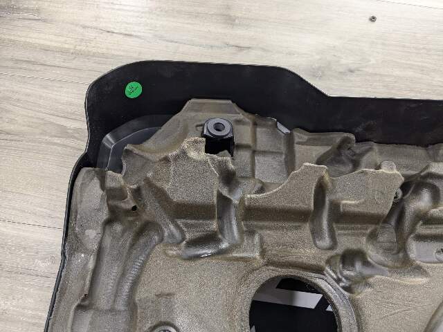 OEM BMW G05 G06 G07 G12 G30 X5 X6 Engine B58C Cover Head Ignition Coil Covering