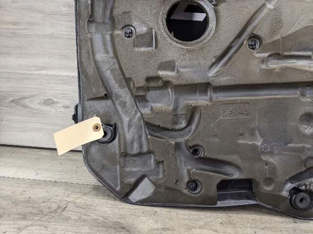 OEM BMW G05 G06 G07 G12 G30 X5 X6 Engine B58C Cover Head Ignition Coil Covering