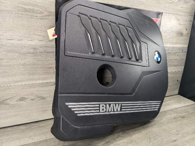 OEM BMW G05 G06 G07 G12 G30 X5 X6 Engine B58C Cover Head Ignition Coil Covering