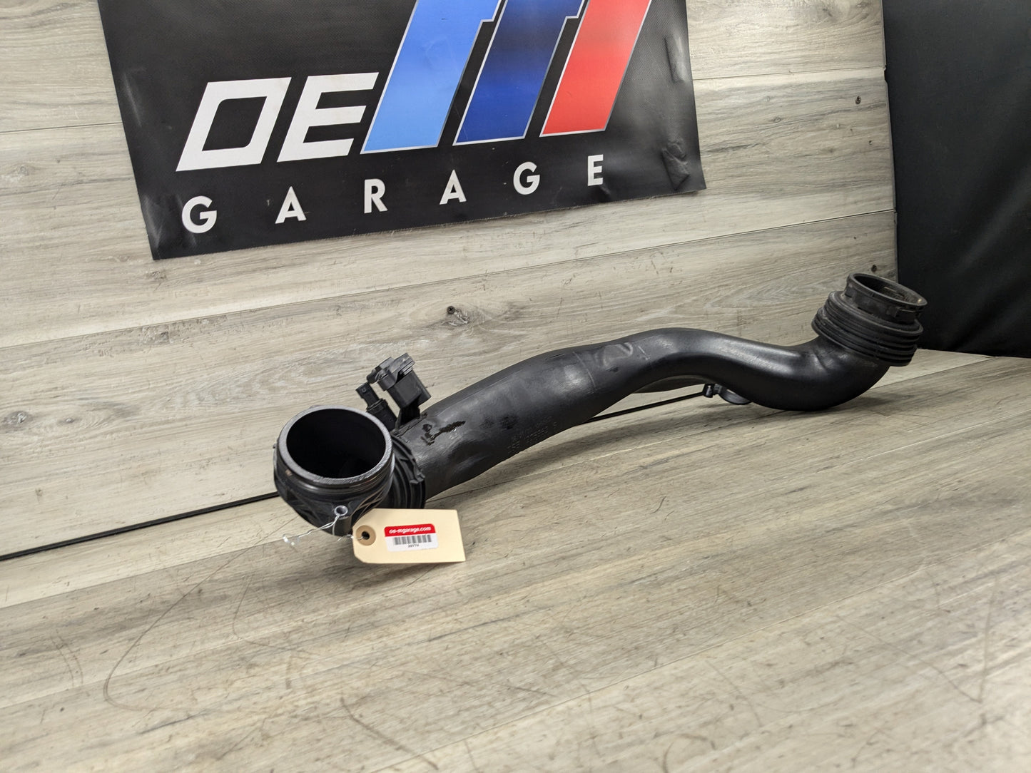 20-24 OEM BMW G12 G20 G22 G23 G30 X3 X4 X5 X6 840 Z4 Air Engine Intake Pipe Hose