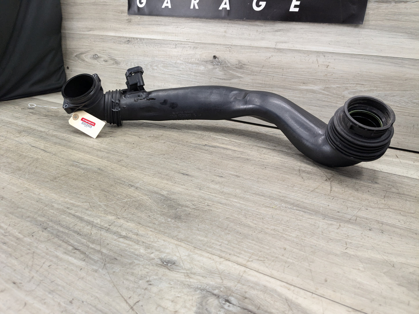 20-24 OEM BMW G12 G20 G22 G23 G30 X3 X4 X5 X6 840 Z4 Air Engine Intake Pipe Hose