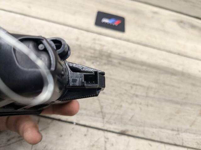 OEM BMW G30 530 540 M550 M5 X5 Rear View Camera Trunk Lid Handle Push Button