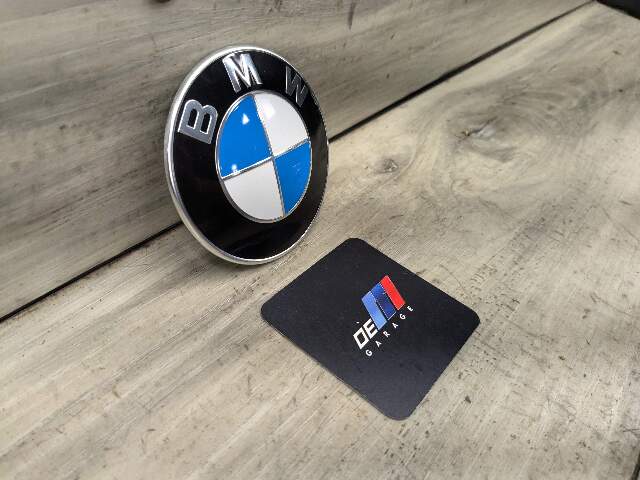 Genuine BMW G11 G12 Front Round Emblem For Bumper Hood 82mm