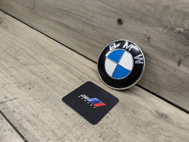 Genuine BMW G11 G12 Front Round Emblem For Bumper Hood 82mm