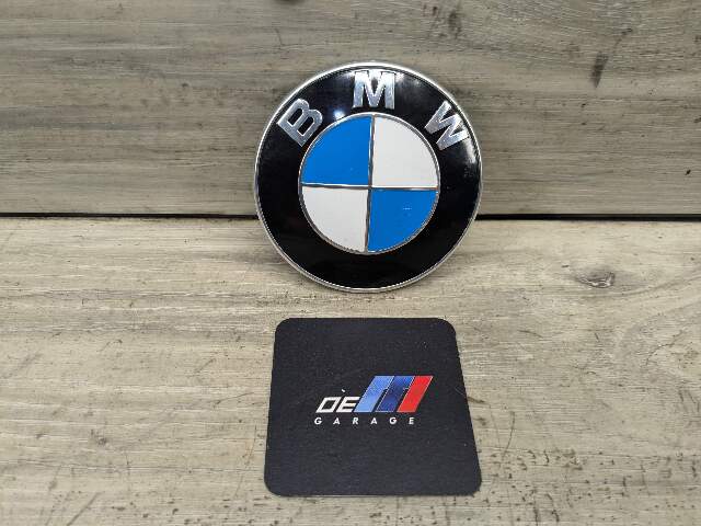 Genuine BMW G11 G12 Front Round Emblem For Bumper Hood 82mm