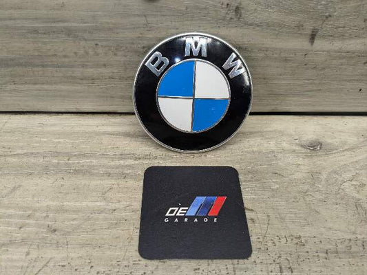 Genuine BMW G11 G12 Front Round Emblem For Bumper Hood 82mm