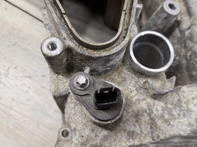 OEM BMW F10 F85 G12 550 750 N63TU S63R Engine Left Driver Side Head Valve Cover