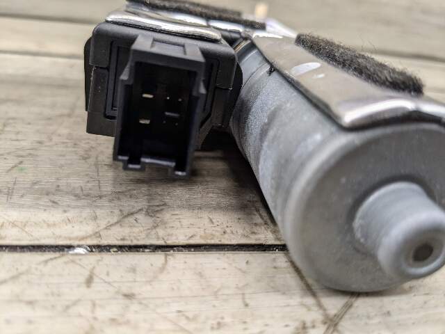16-20 OEM BMW G12 740 750 M760 Upper SUNROOF Moon Roof Motor Unit