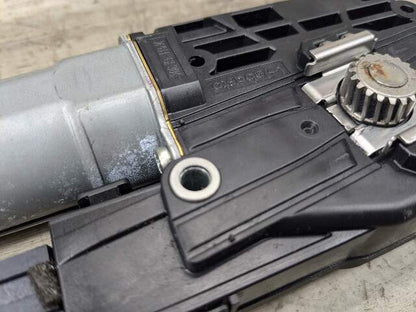 16-20 OEM BMW G12 740 750 M760 Upper SUNROOF Moon Roof Motor Unit