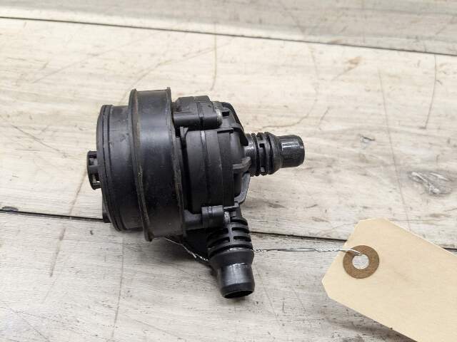 OEM BMW G01 G05 G20 G23 G30 Engine B46 B58 Auxiliary Electric Water Pump Cooling