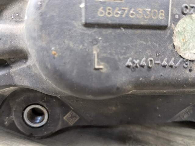 16-19 OEM BMW G11 G12 750 Front Left Driver Side Brake Caliper Gray