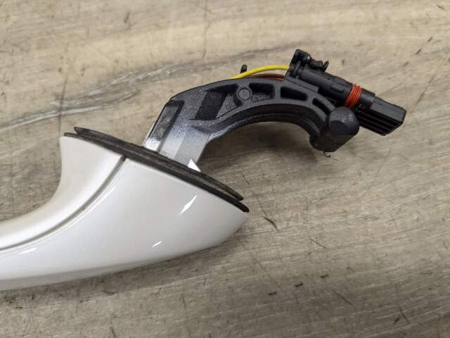 OEM BMW G30 530 540 M550 F90 M5 Front Rear Right Passenger Door Handle COMFORT