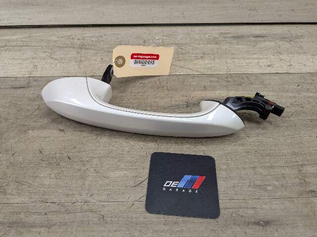 OEM BMW G30 530 540 M550 F90 M5 Front Rear Right Passenger Door Handle COMFORT