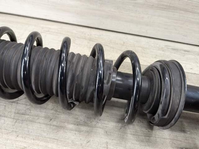 21-22 OEM BMW G30 540 REAR Left Right Side Strut Shock Absorber w/ Spring