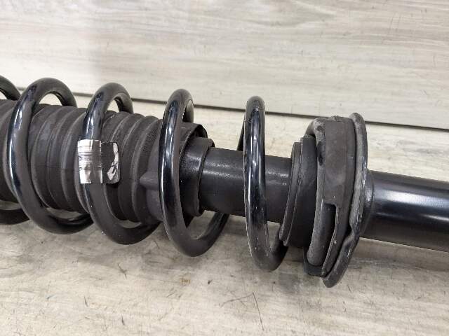21-22 OEM BMW G30 540 REAR Left Right Side Strut Shock Absorber w/ Spring